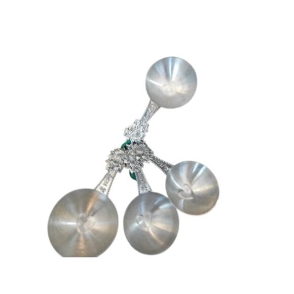 Brighton 4 Silver Metal Measuring Cups - Picture 1 of 3
